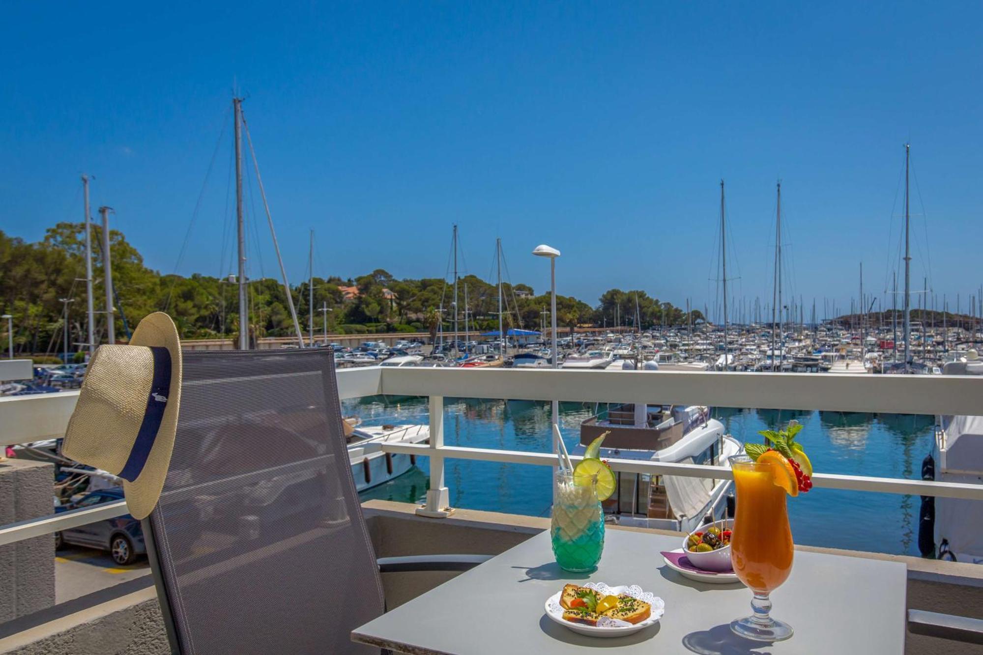 Best Western Plus La Marina Saint-Raphael  Exterior photo
